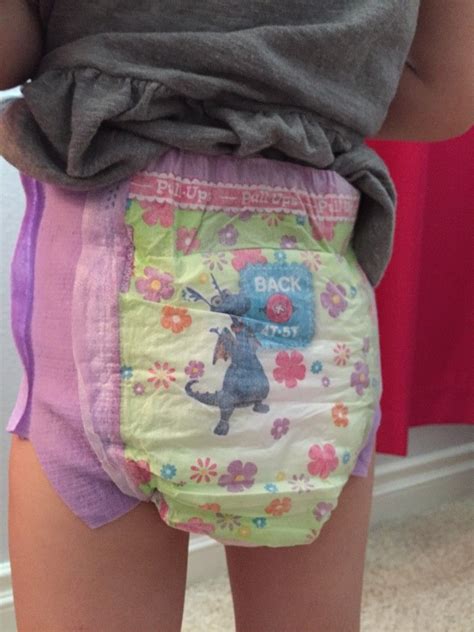 Diapers, pampers, pull ups: ABDL girl messing… ThisVid.com